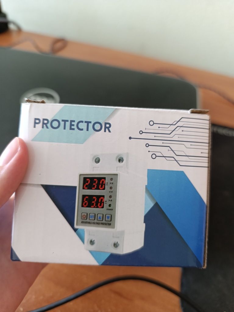 Реле напруги 40A 220V Tomzn барьер зубр digitop защита реле напряжения