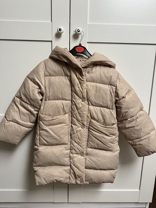 Пальто Zara зимове, розмір 116