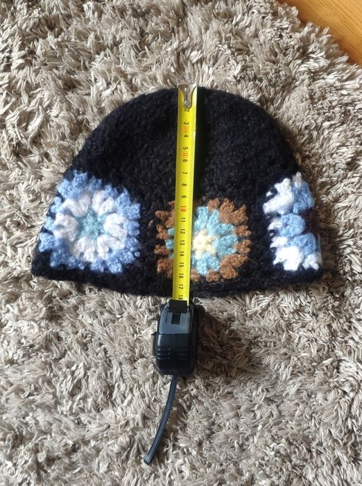 Czapka dla dziewczynki handmade zrobiona na drutach