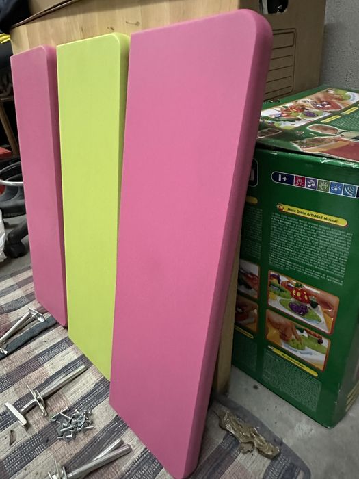 Prateleiras quarto crianca lacadas como novas
