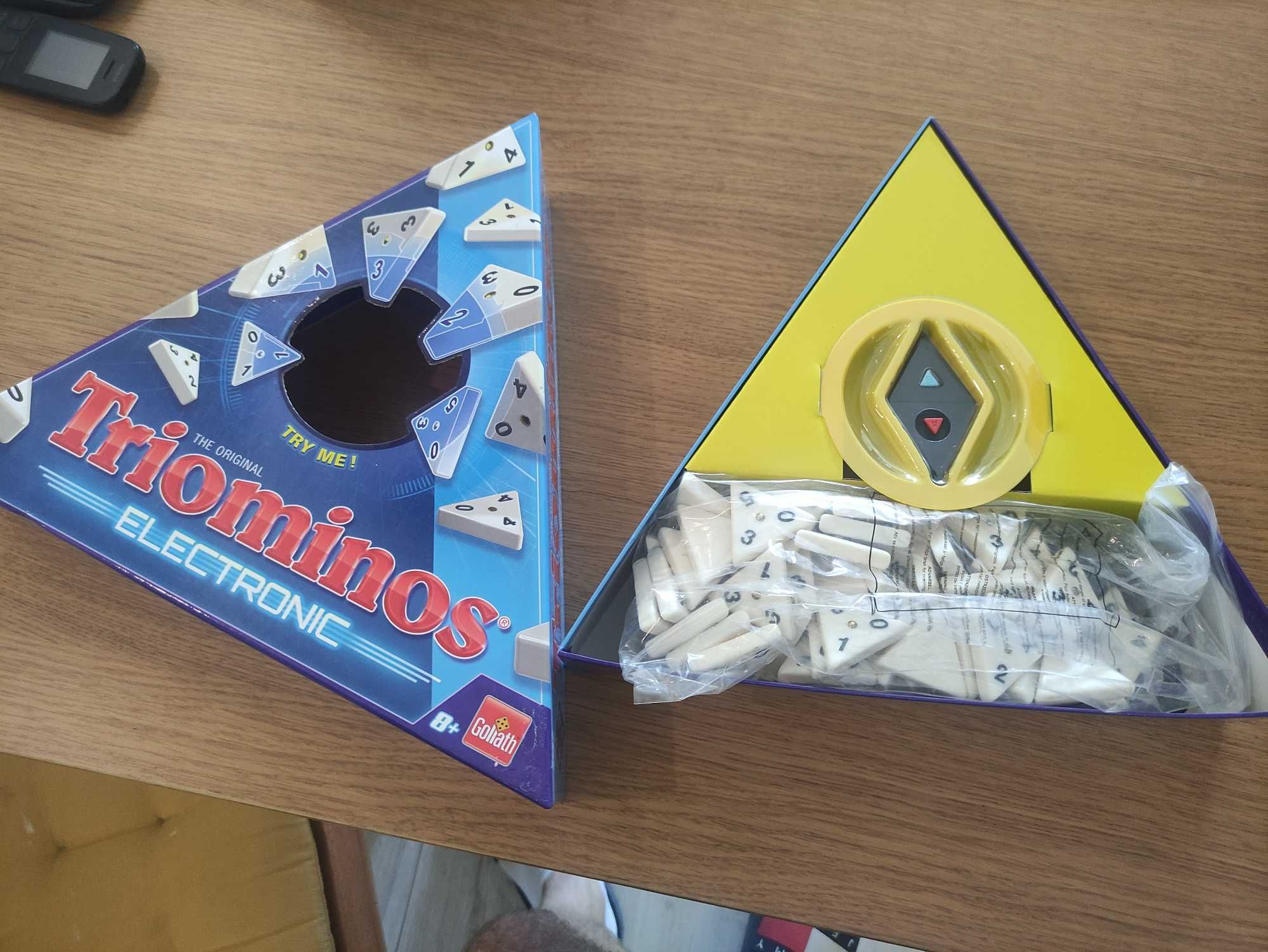 Goliath gra logiczna Triominos Electronic