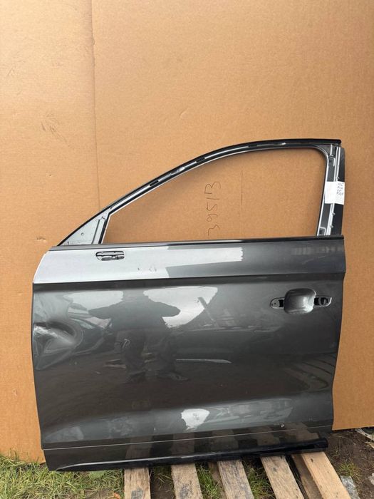 AUDI Q5 80A ліва передня дверка в наявності
