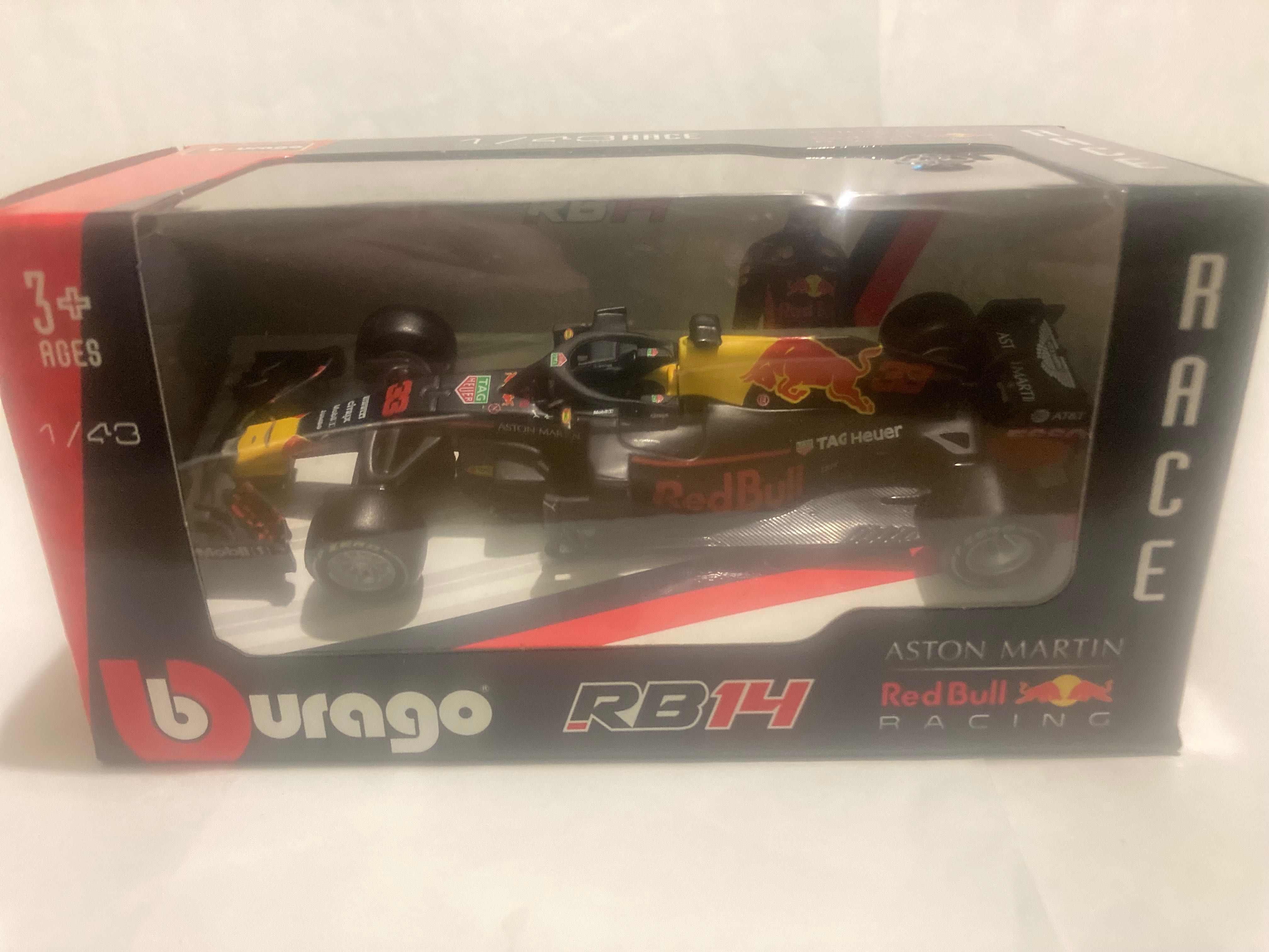 Формула 1 Ред Булл Rb14 2018. 
Макс Ферстаппен №33.