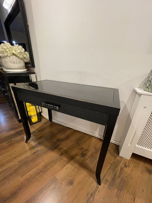 Konsola stolik czarny