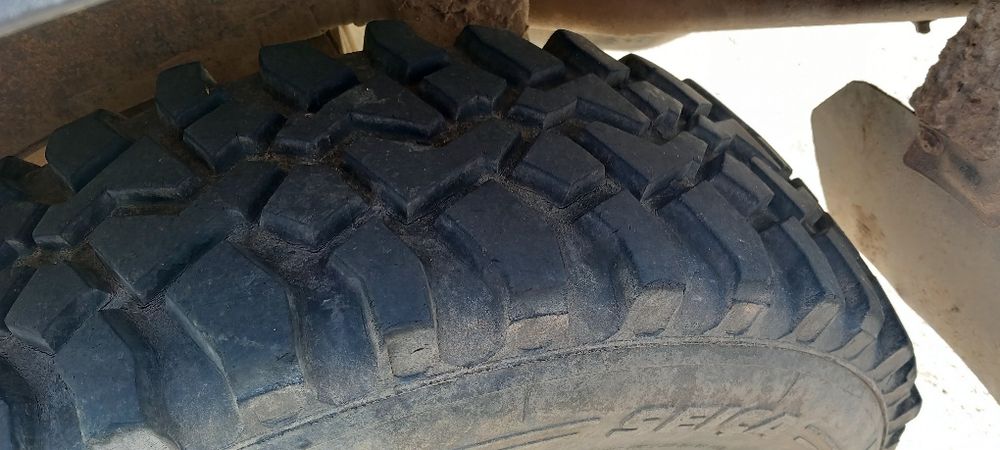 Jipe Frontera 2.8 tdi izuzo 4x4 impecável