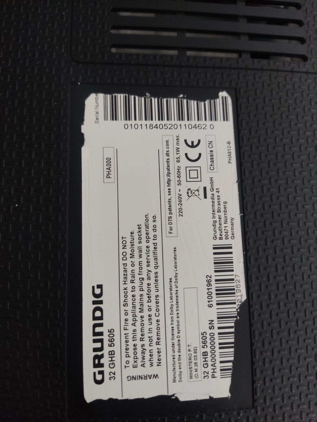 Телевізок Grundig на запщастини матреться пошкоджена