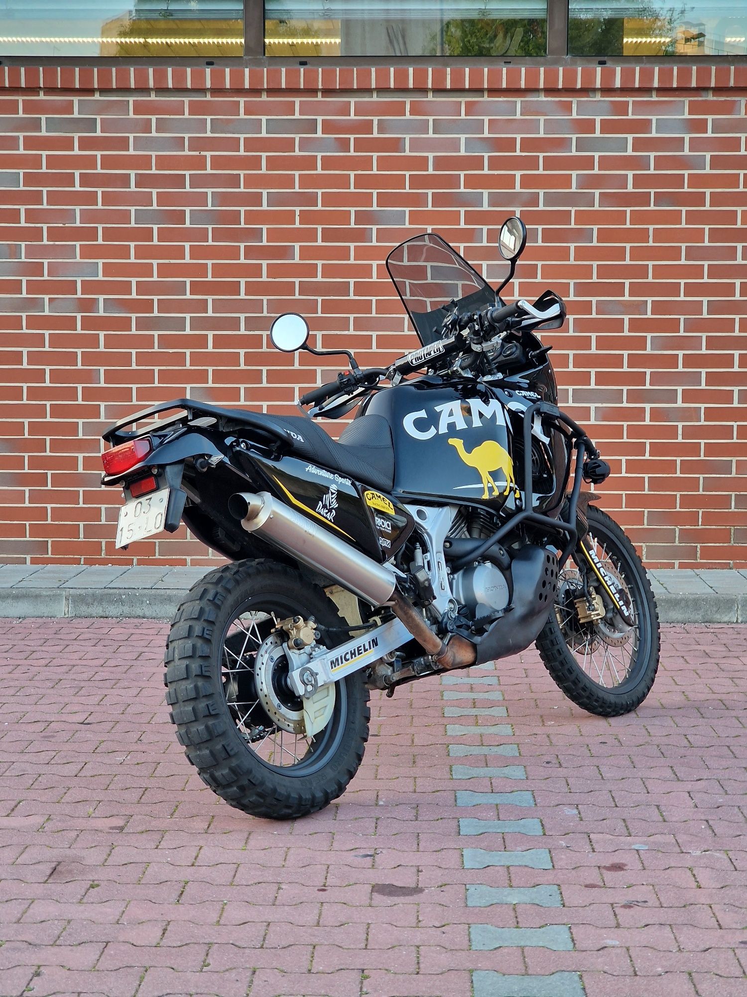 Honda Africa Twin XRV 750