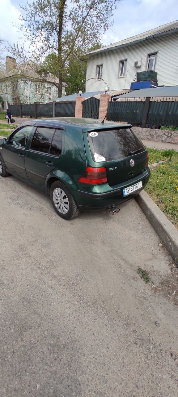 Продам VW Golf 4 1.4 16v 2000р.в.