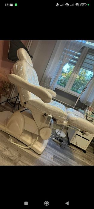 Krzesło elektryczne podologiczne