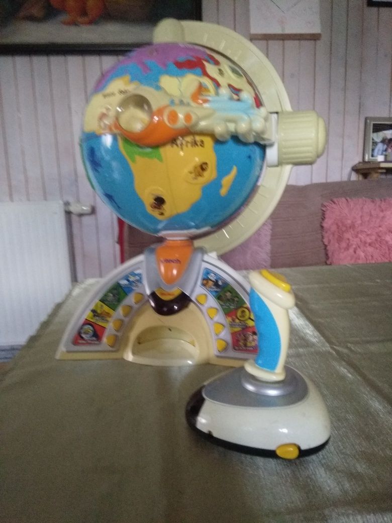 Globus z dżojstikiem