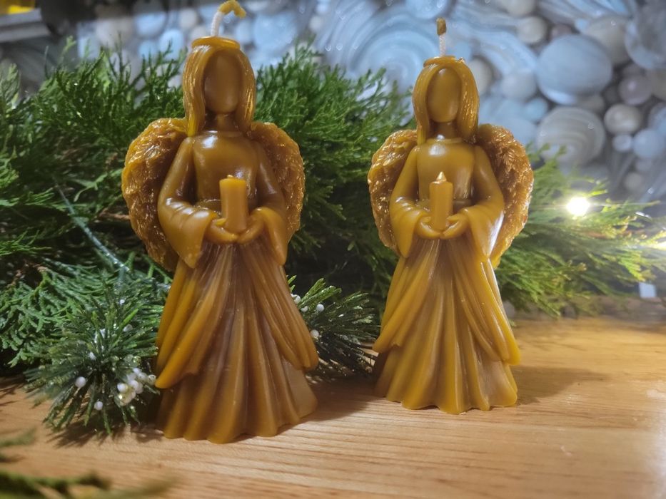 Свічки з натурального бджолиного воску у формі Різдвяного Янгола