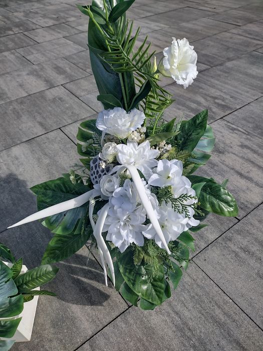 Komplet nagrobny, biały, wiązanka na grób