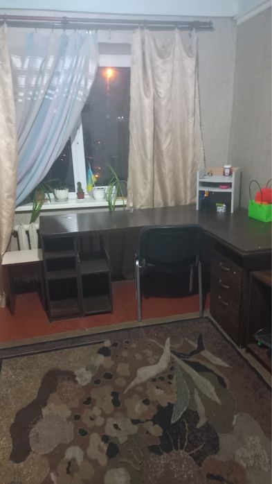 Здається кімната без проживання хазяїв в квартирі