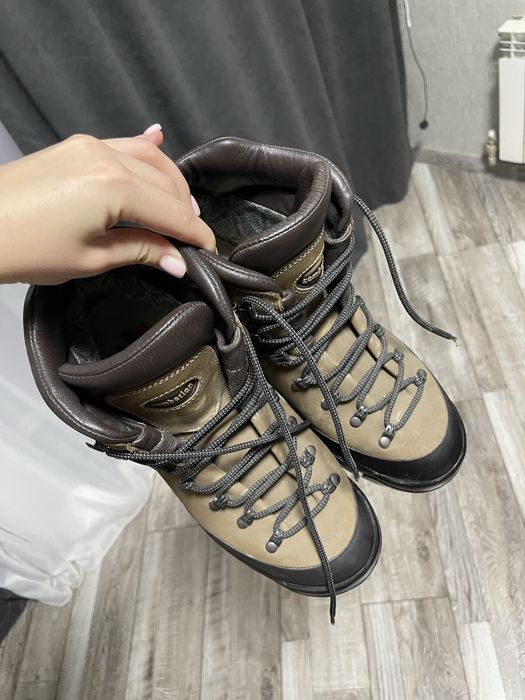 Трекінгові черевики Zamberlan