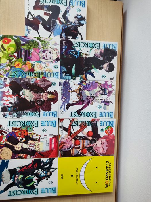 Livros/Mangas de anime Blue exorcist e assassination classroom
