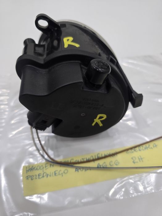 Halogen przeciwmgielnych Audi A6C6 PRAWY