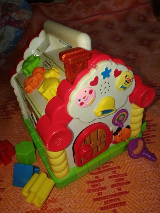 Музичний домік-сортер