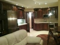 Продается 2х  новый дом 81 кв,м с ремонтом и мебелью м .Харьковская