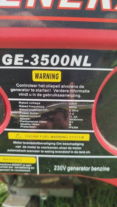 Бензиновий генератор 2.6 квт.