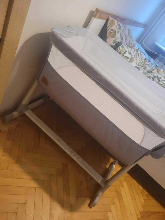 Łóżeczko dostawne. Dostawka Lionelo
