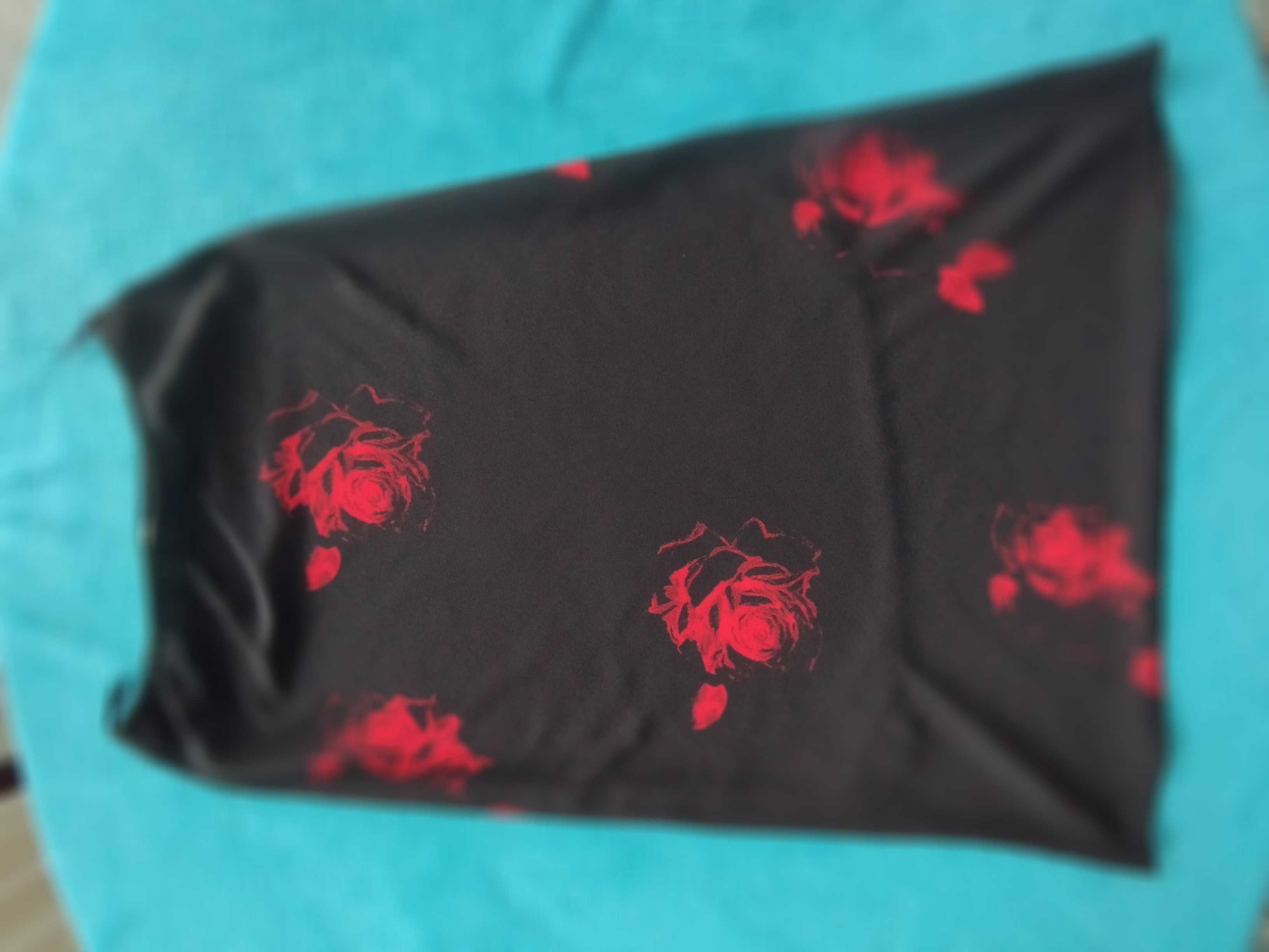 Elegancka spódnica na podszewce w róże