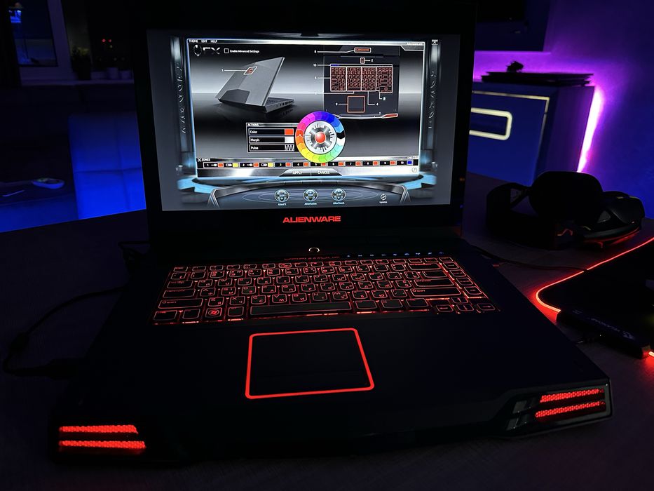 Игровой ноутбук Dell Alienware! + девайсы!