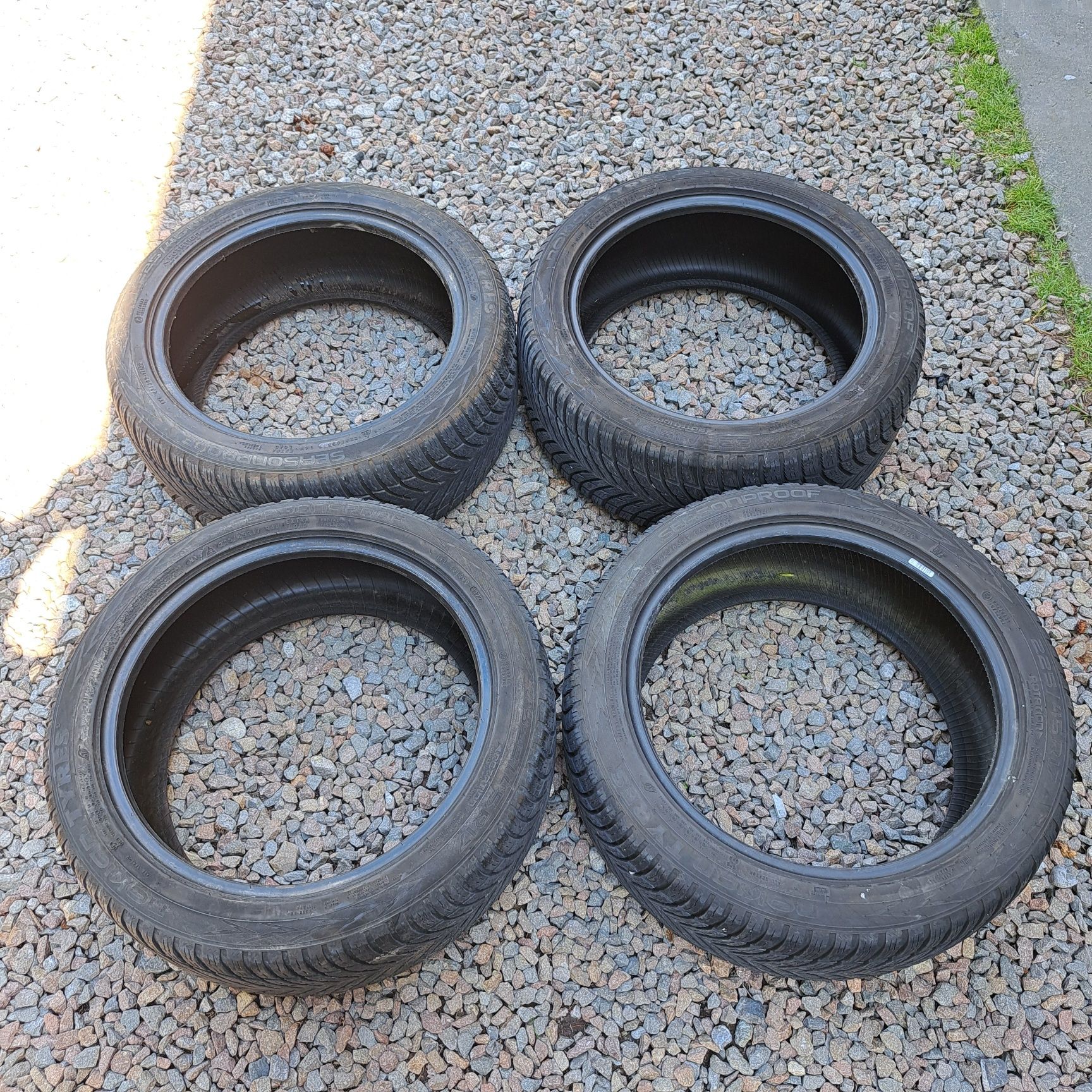 Opony całoroczne R17 225/45/17 Nokian seasonproo  Rok 2022!!