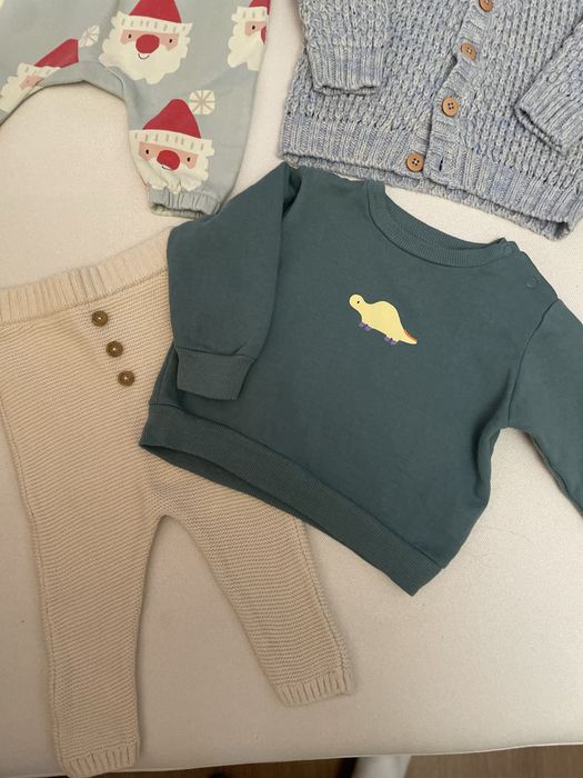 Дитячий костюм , набір одягу , светер , штани зріст 68 см