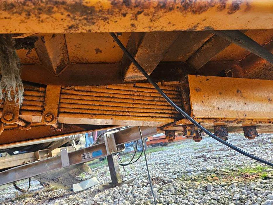 Przyczepa tandem wywrotka, skorupowa