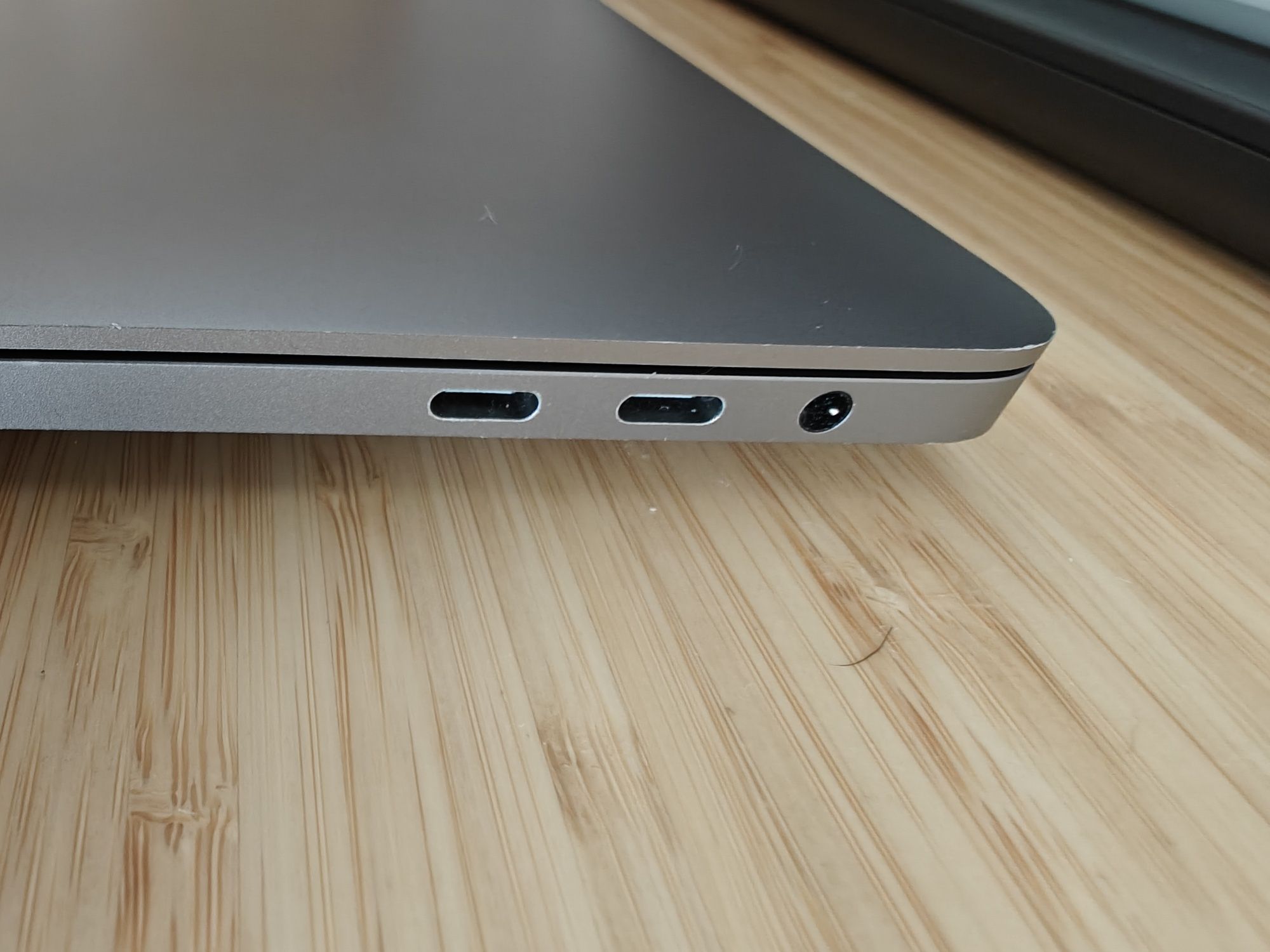 Macbook Pro 16'' Intel i7 16GB 2019