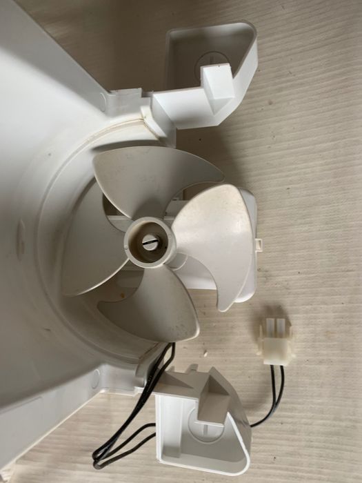 LIEBHERR випаровувач, компресор, проводка, вентилятори, панель, лотки