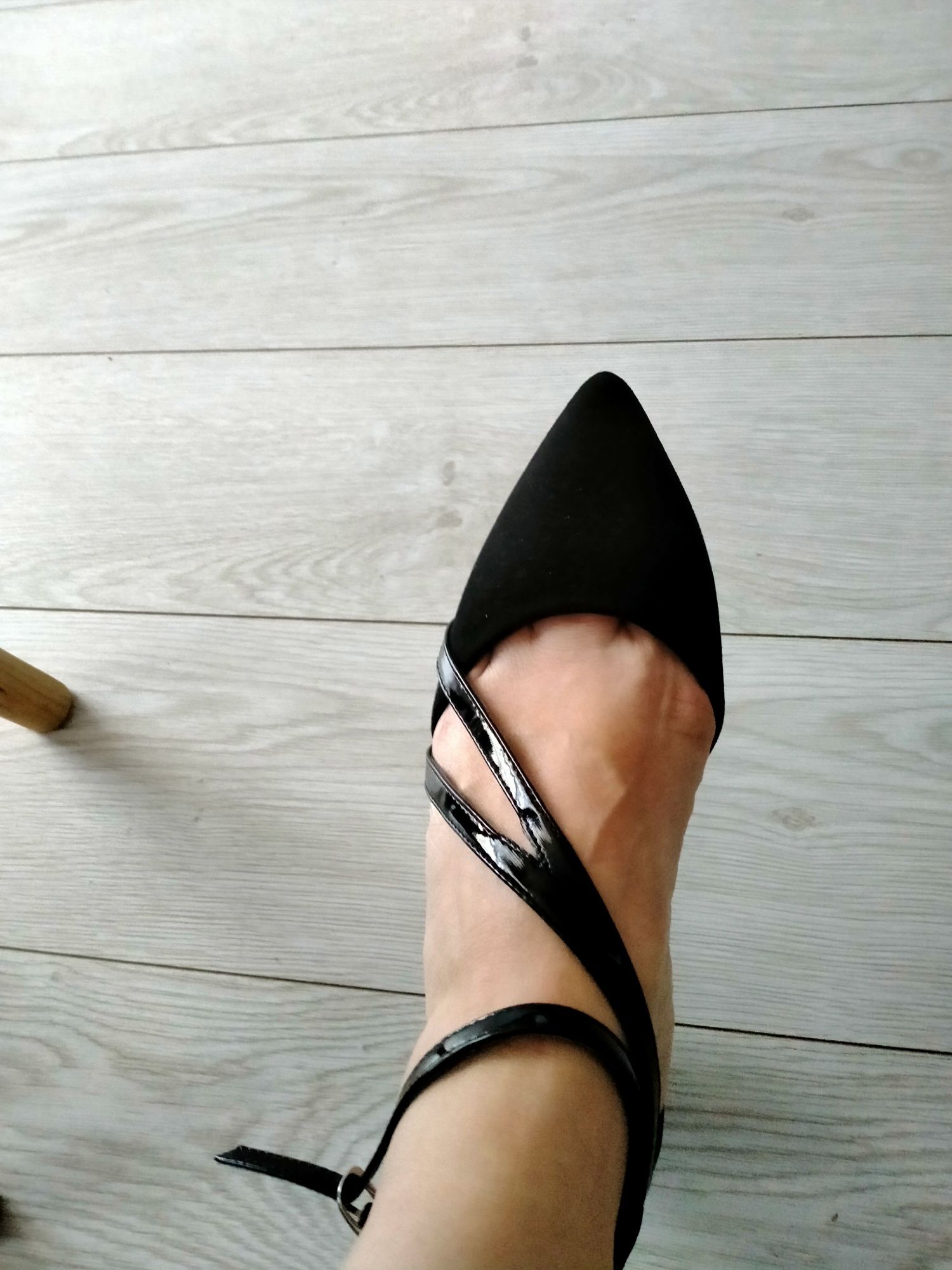 Buty wizytowe damskie Wallis