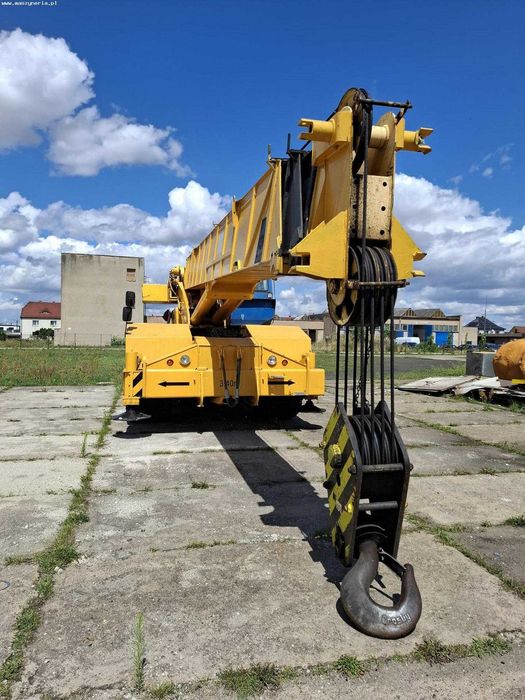 Żuraw terenowy GROVE RT755 50 t
