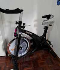 Bicicleta estática de Spinning DKN Racer Pro HP-SP com pouco uso