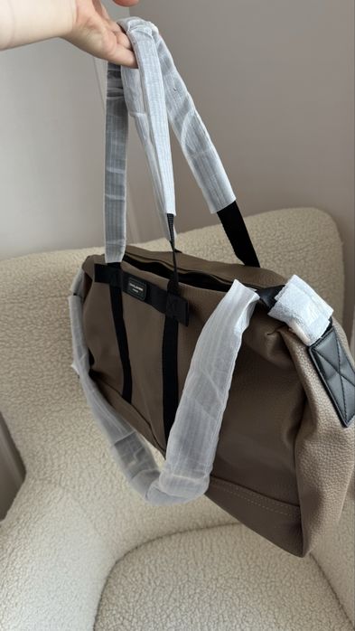 Дорожня сумка, нова, жодного разу не брала в подорож