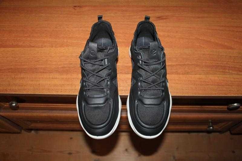 Оригінальні кросівки Ecco Elo 37 розмір