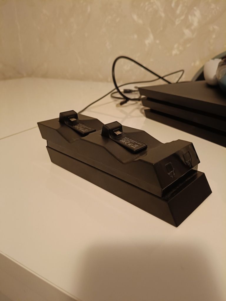 PlayStation 4 Pro 1TB