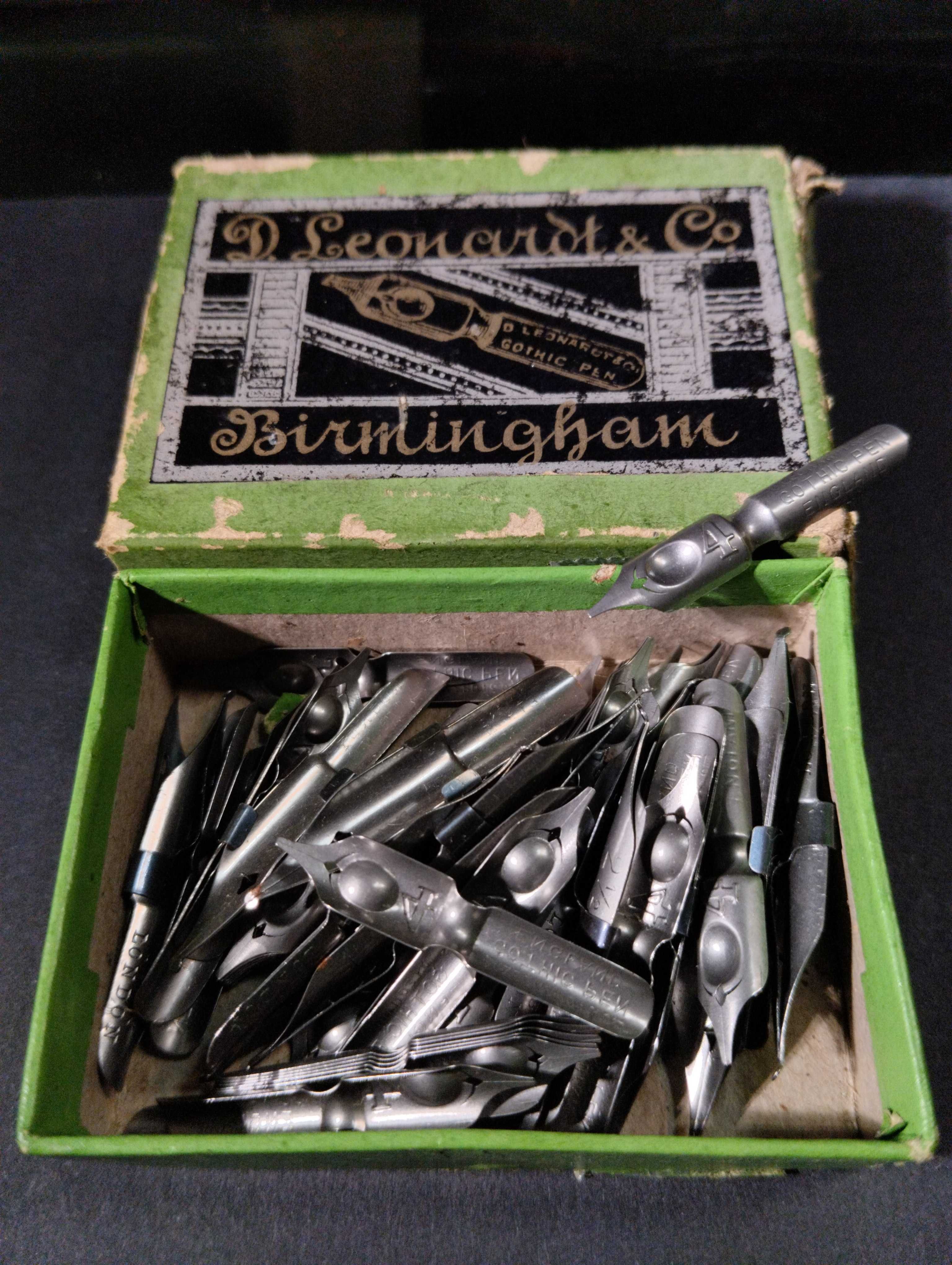 39 Penas Vintage D. Leonard & Co No 4 Gothic Pens - England