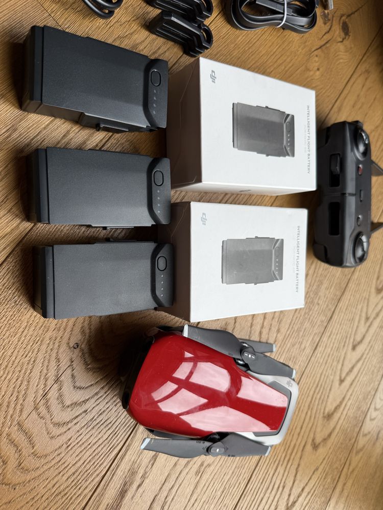 Dron z kamerą DJI mavic air z całym zestawem, pokrowce, kable itd