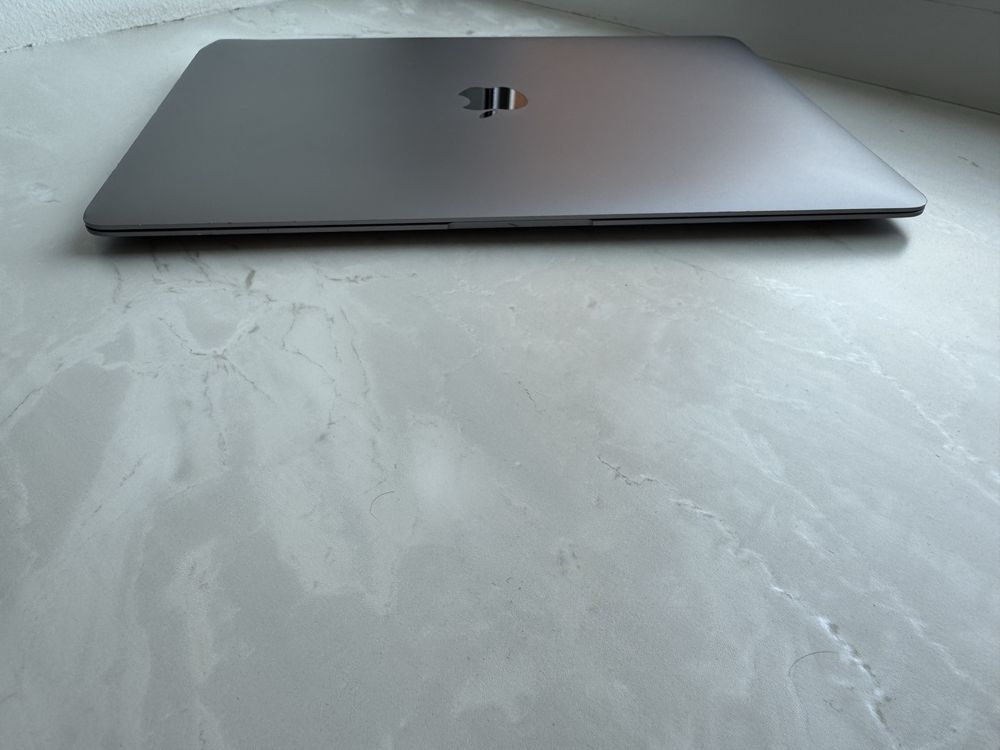 Macbook Air M1 space gray