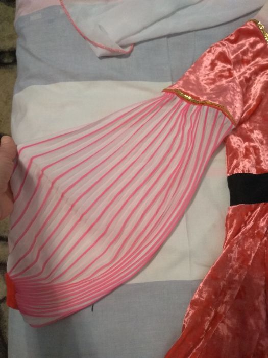 Танцювальний костюм,туніка,хустинка,платочок!