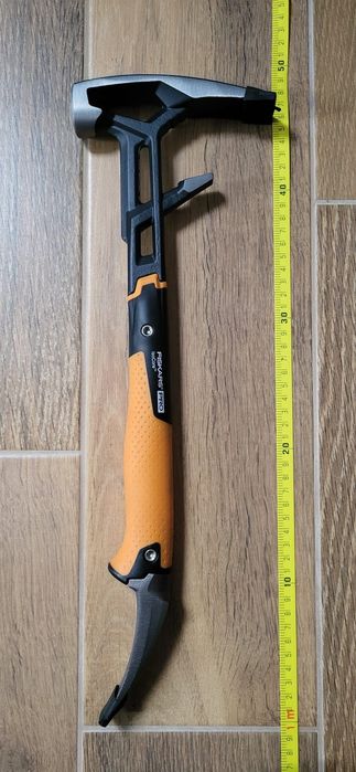 Fiskars Isocore M Narzędzie do wyburzania łom pazur dłuto