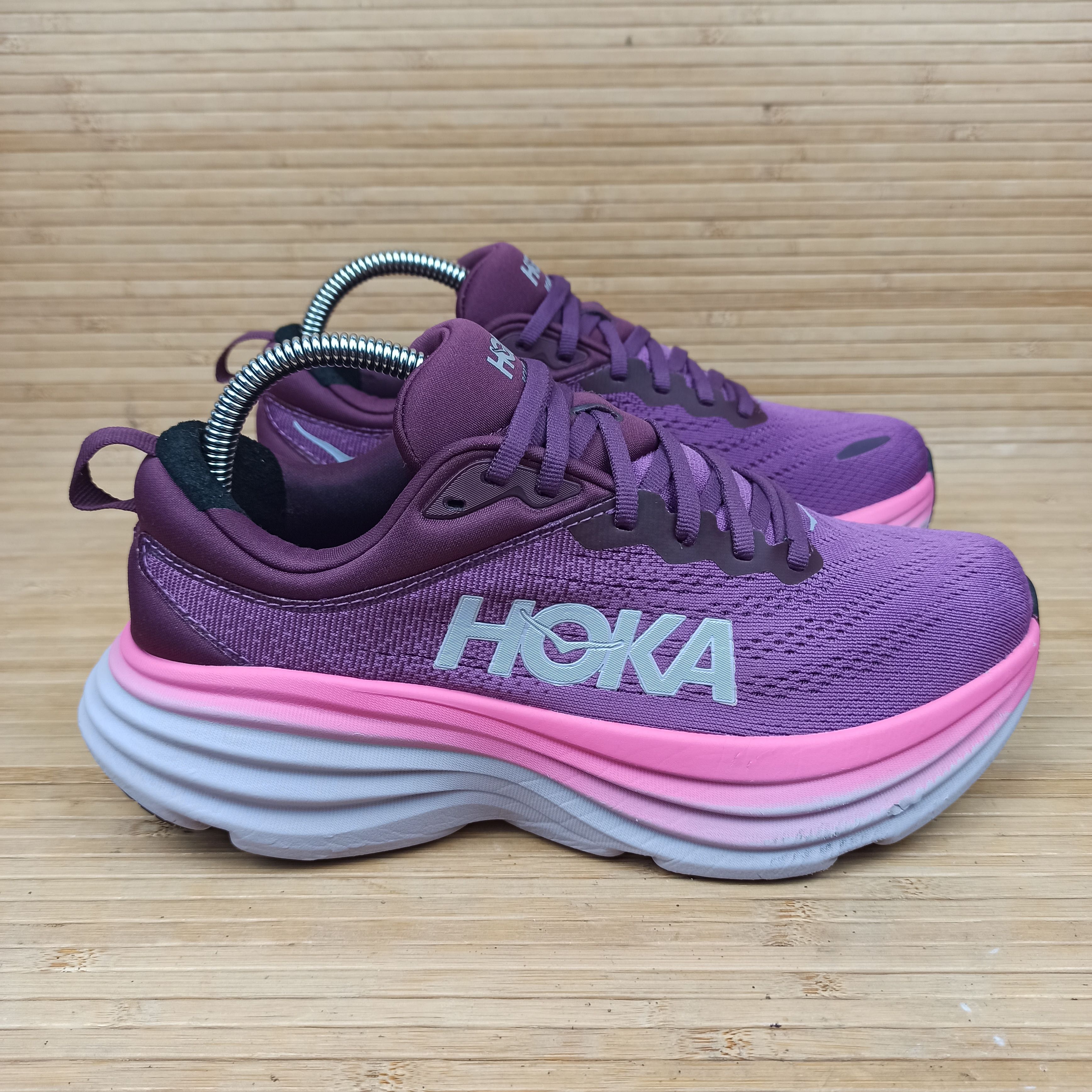 Кросівки Hoka Bondi 8 Розмір 39 (25 см.)