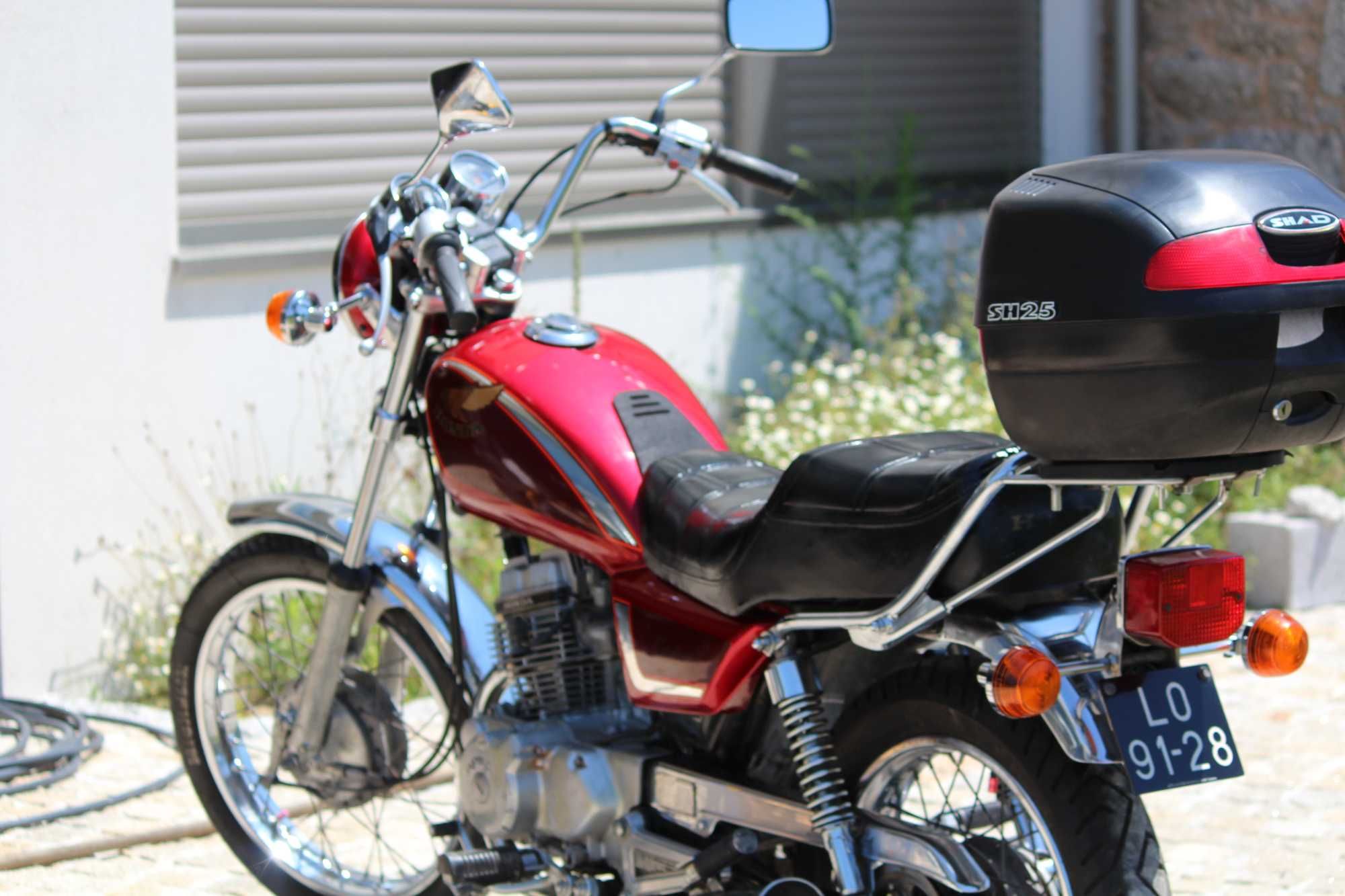 moto Honda CM 125