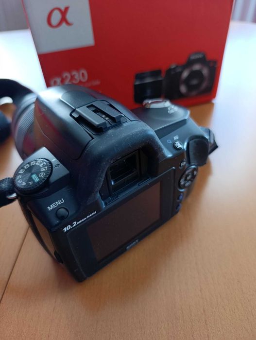 Aparat lustrzanka cyfrowa SONY A230 + obiektyw 18-55mm