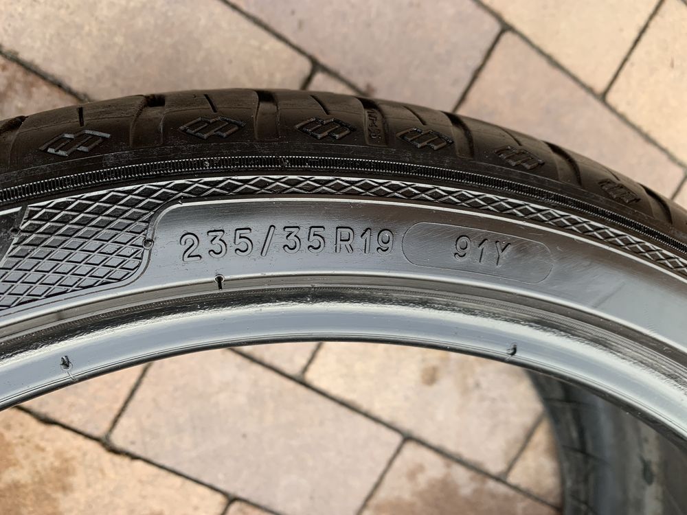 Літні шини(резина) 235/35 R19 “KLEBER” Dynaxer HP3 - 2шт.