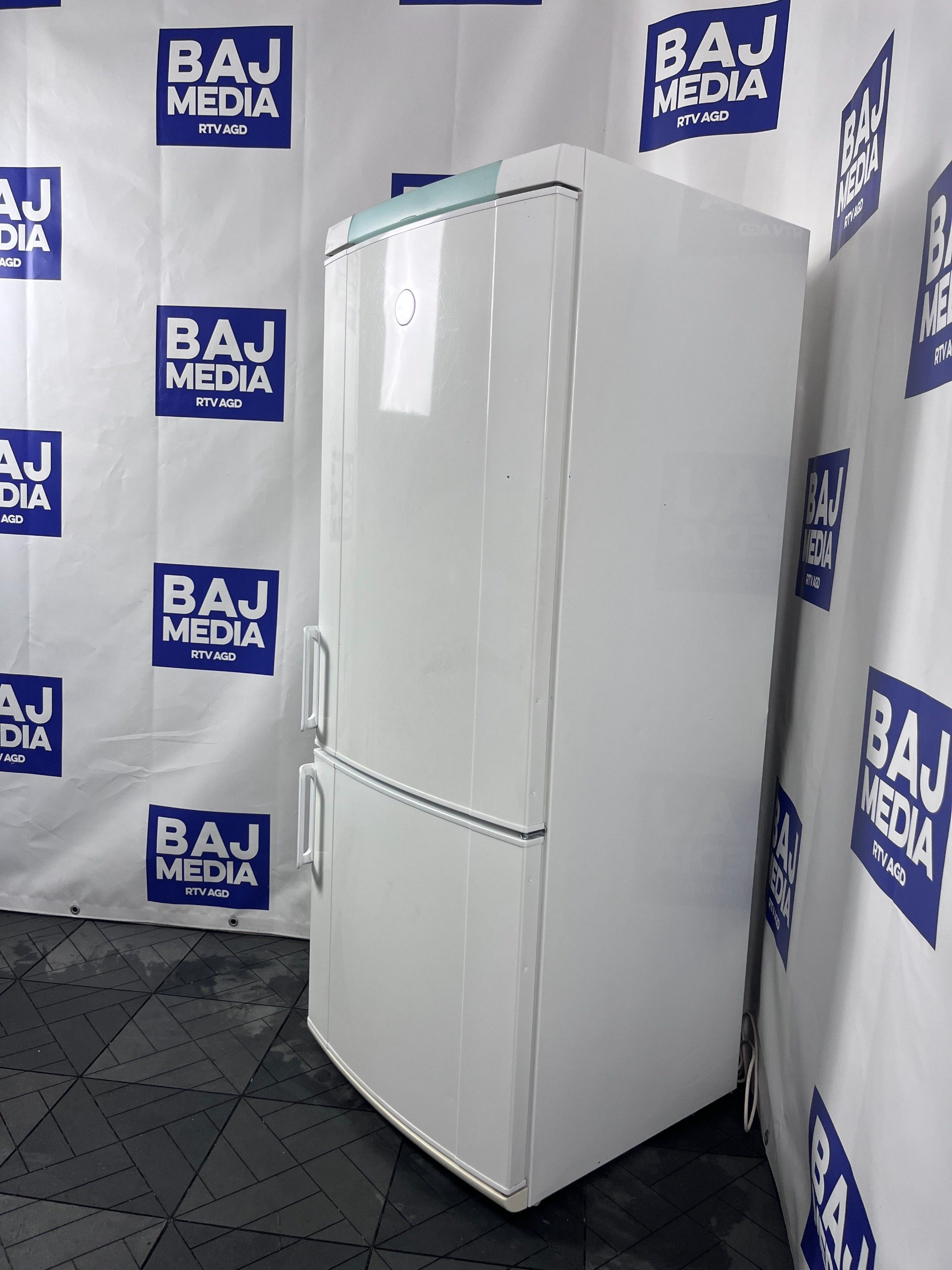 Lodówka Electrolux Szwedzka 154Cm / Klas A+ /Dostawa/Gwarancja