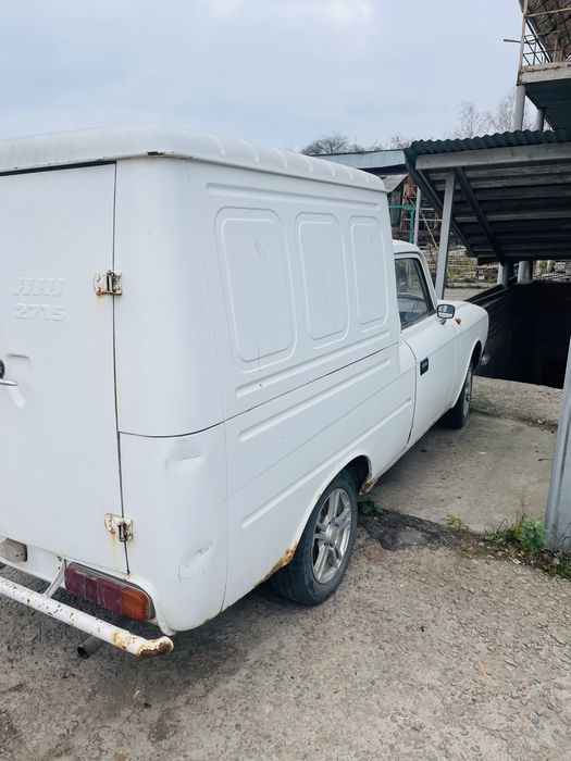 Продам ИЖ 2715 Пиріжок)