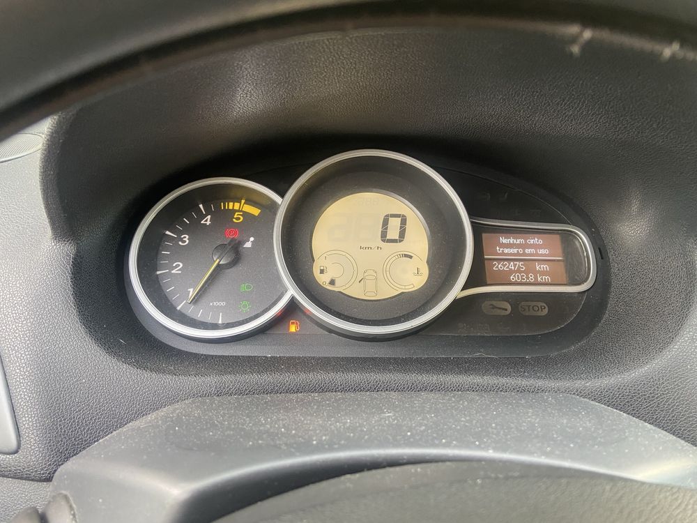 Renault Megane III Hatchback 1.5dCi 90cv 2011