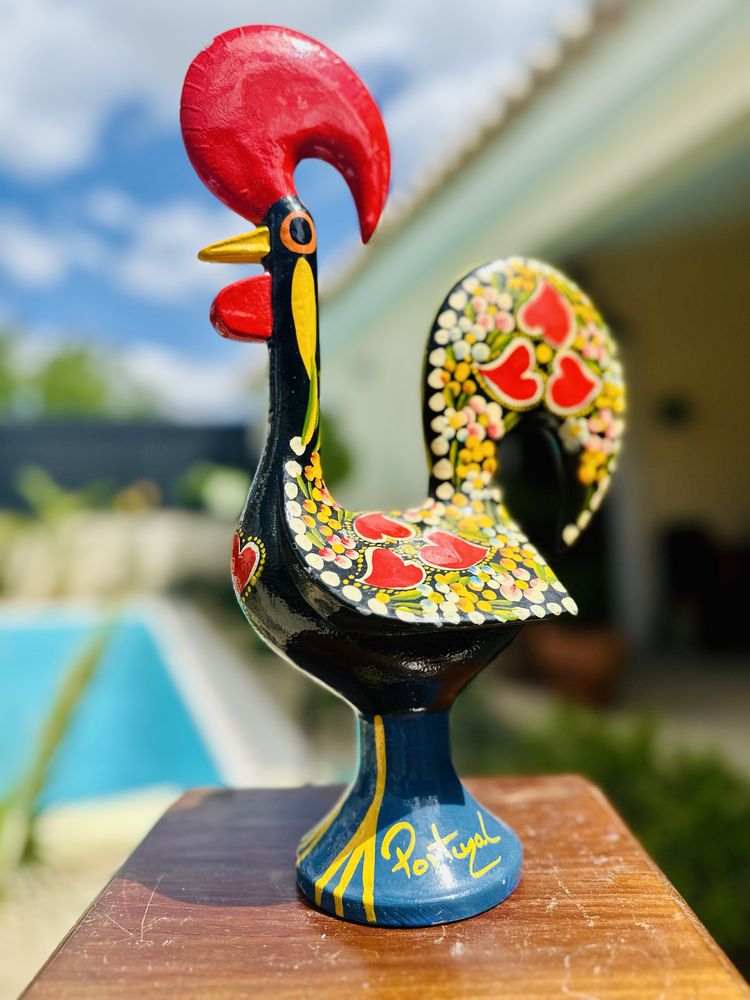 Galo de Barcelos pintado à mão de grande dimensao